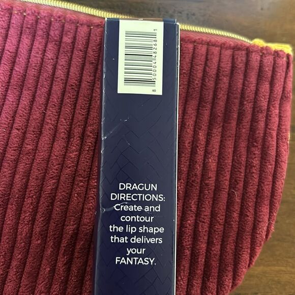 Dragon beauty lip liner plus lip pencil sharpener NWT Ipsy bag color brown - Picture 3 of 7